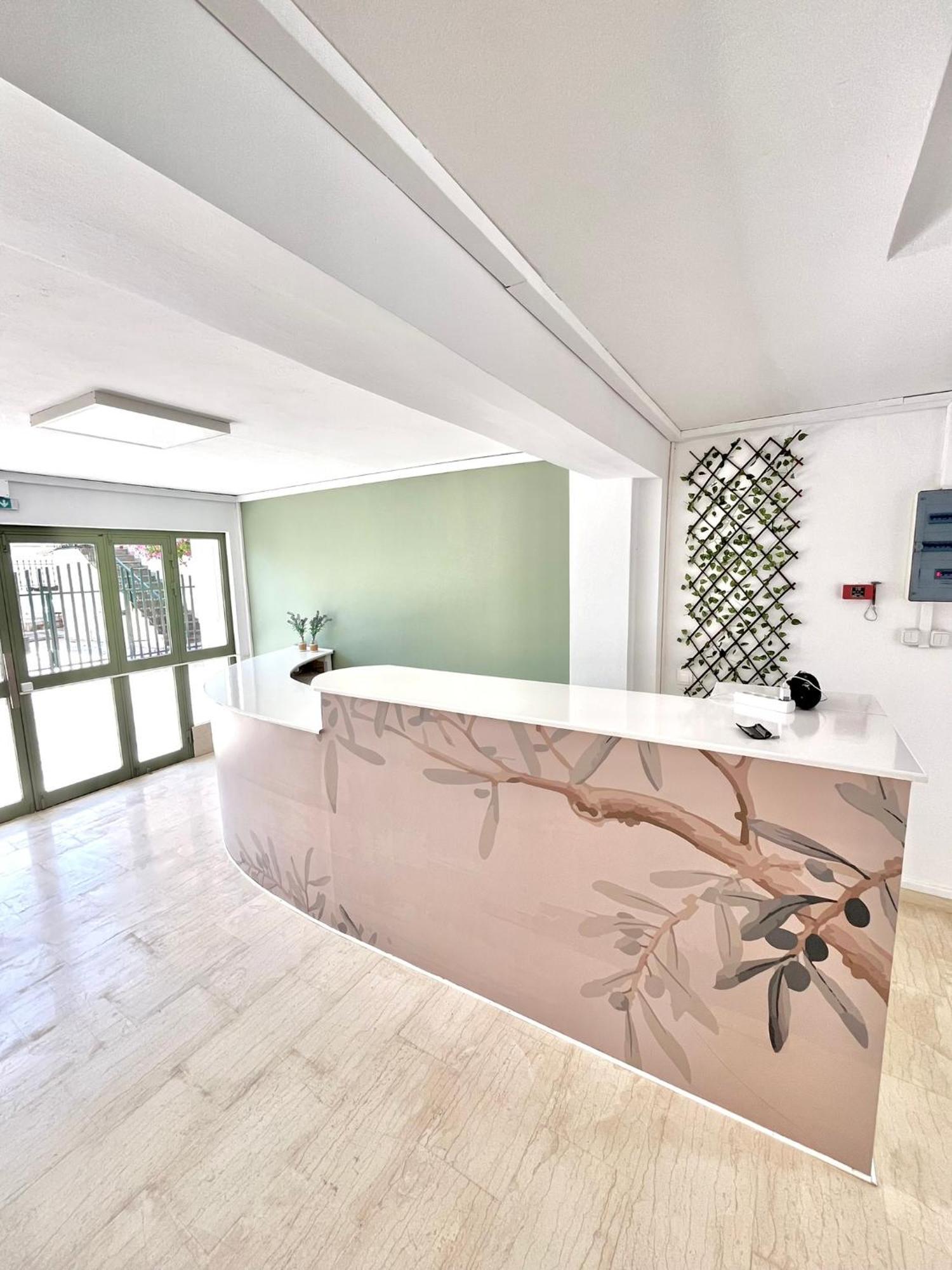 Oelia Rooms & Apartments Agia Marina  Exterior foto